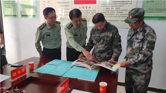 河北省军区副政委要文须一行赴范家庄乡王家庄村调研指导工作